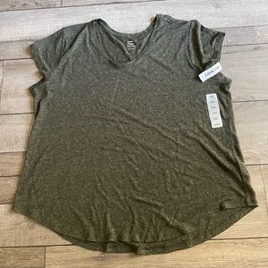 NEW Old Navy relaxed tee Size XXL 52% Linen 48% Polyester Lightweight
